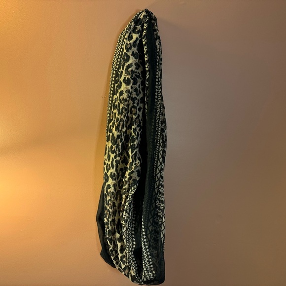 Infinity Scarves - Picture 11 of 12